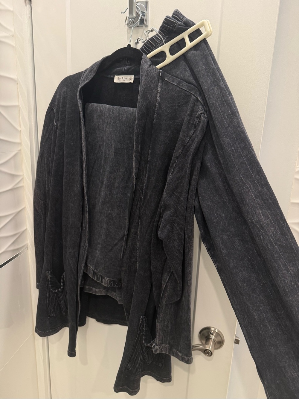 Vintage-Inspired Washed Gray Black Women's Jersey Jacket with 2 pair leggings - Picture 1 of 12